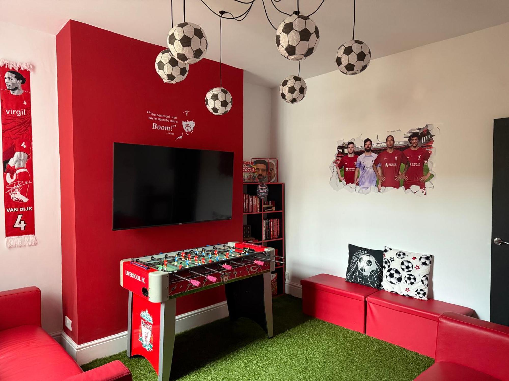 리버풀 Anfield Abode - Entire Lfc Themed House 빌라 외부 사진